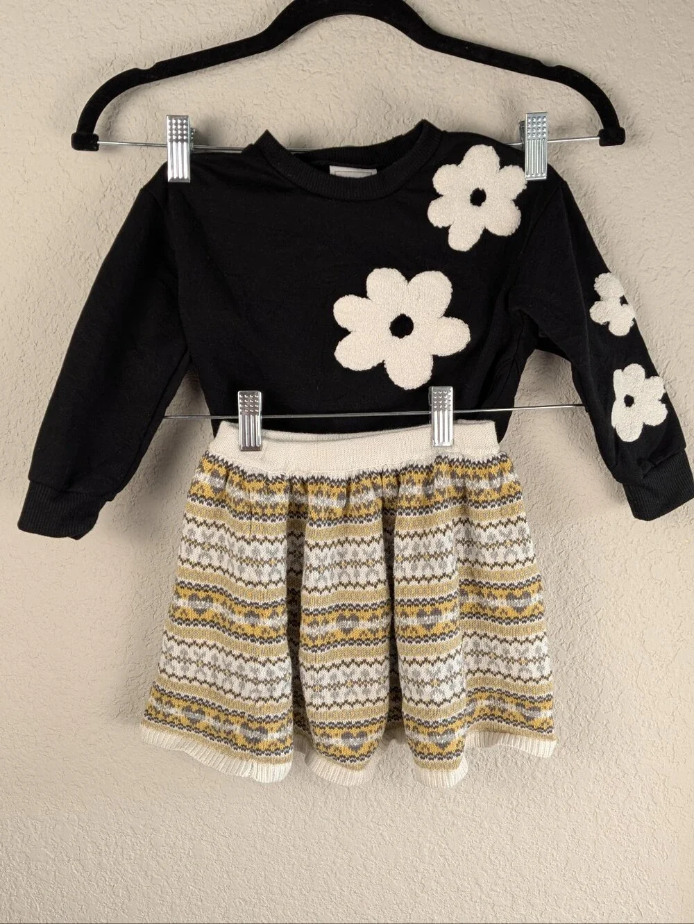 Girls 3T Fall Outfit Just Lizzy Sweater, Unbranded Knit Skirt Excellent Conditio